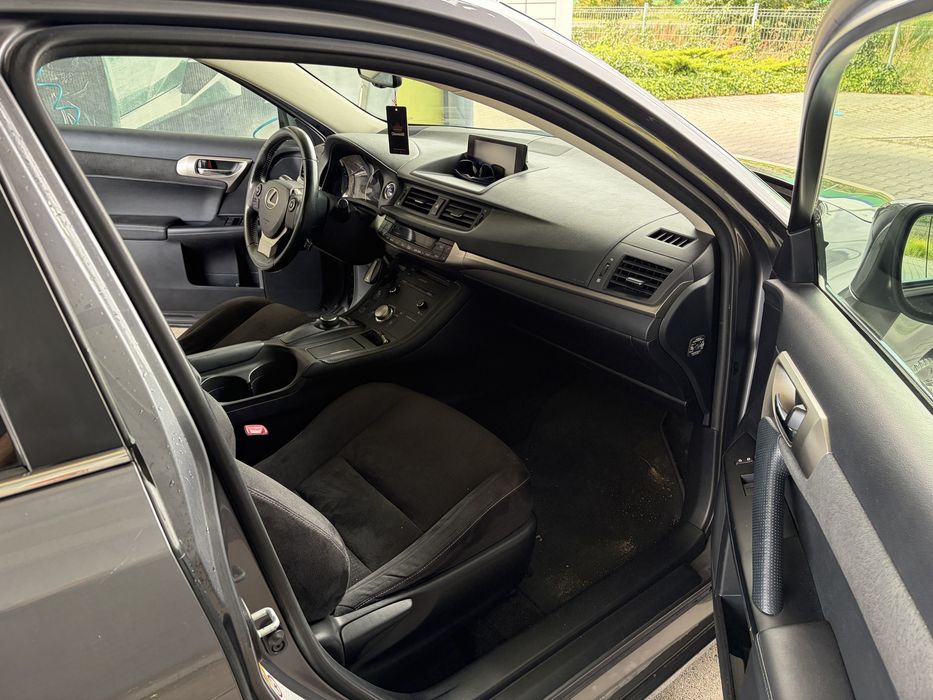 Lexus ct200 h 2014 r