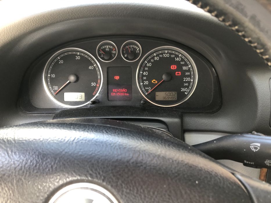 VW Passat1.9 TDI 130 cv 2005 selo antigo