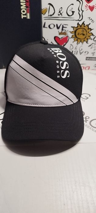 Czapka z daszkiem Hugo Boss.
