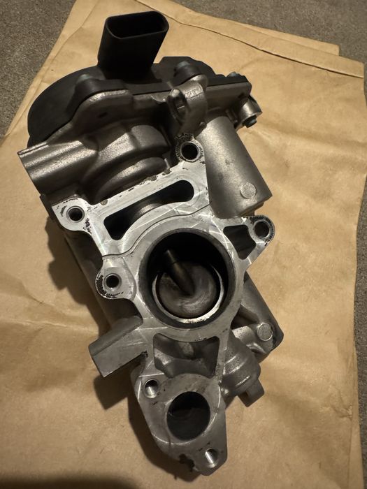 Zawor EGR OM654 Mercedes