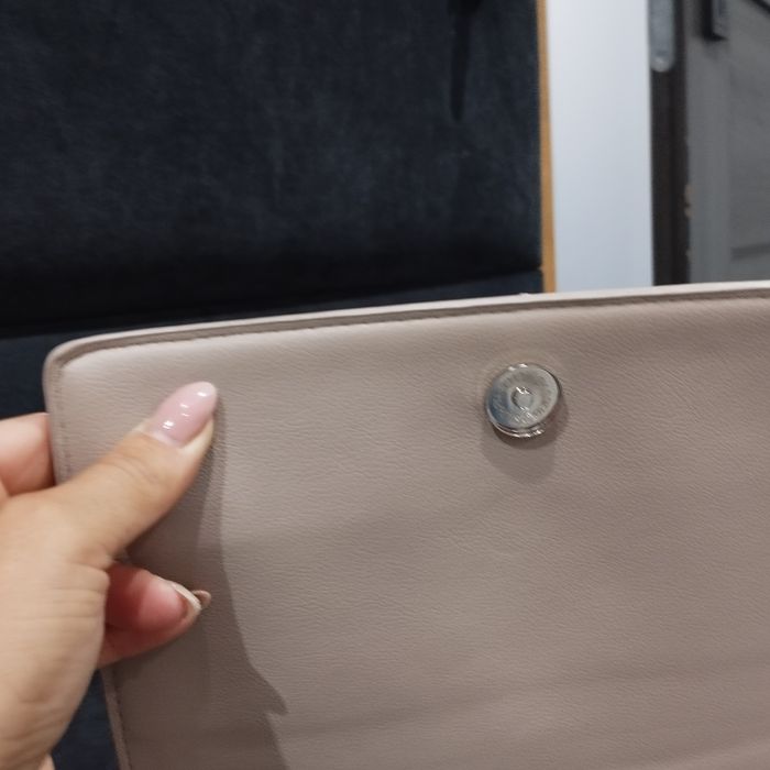 Toreba na łańcuszku