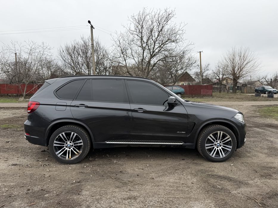 BMW-X5. F15. 3.0-Бенз.