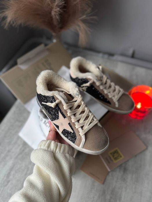 Кеди голден гуси , golden goose кеди теплі . 23.5 см у наявності !!