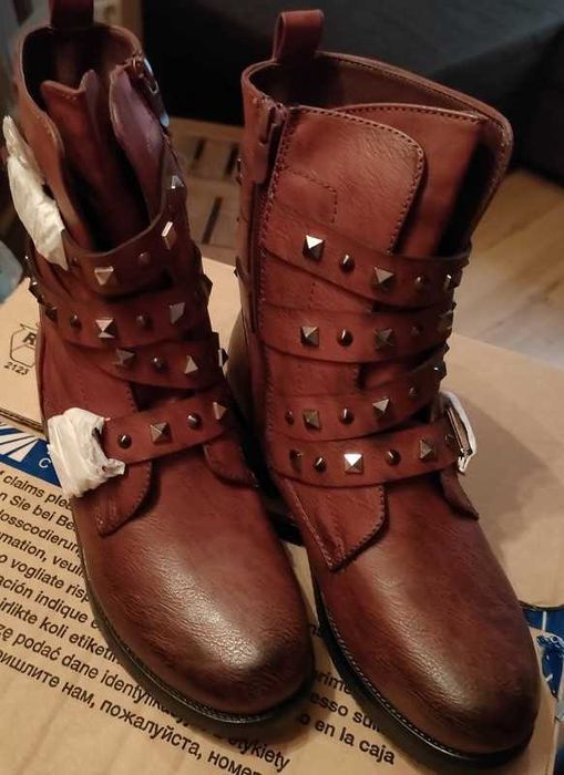 Sara_Botki_Eko Skóra Braz_Ocieplane_37_Klamry