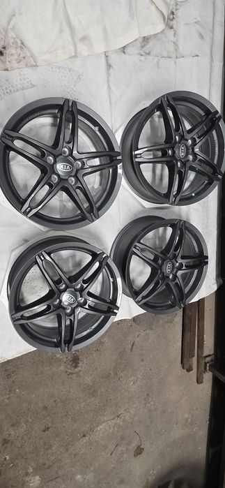 Felgi aluminiowe 17 5x114,3 et 53 Kia Hyundai  Nowe