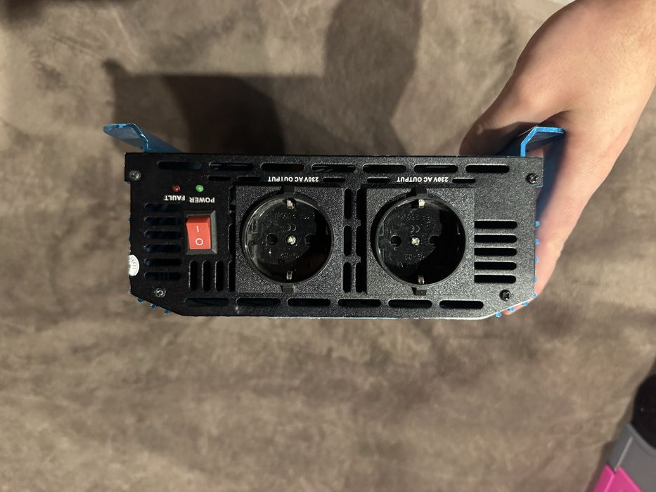 Инвертор MaxTech 2000W