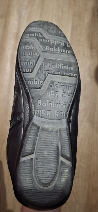 Зимние ботинки Baldinini  в идеальном состоянии!