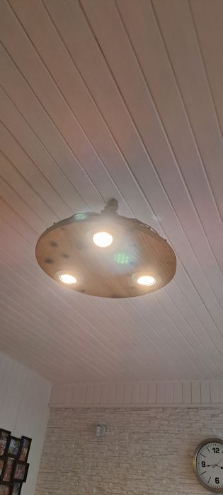 Elektryczne lampy sufitowe