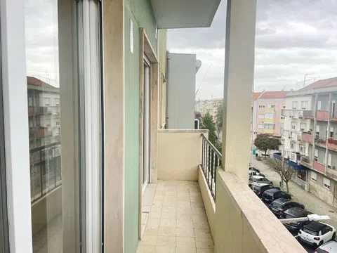 475€ Quarto Individual + VARANDA - ALVERCA DO RIBATEJO