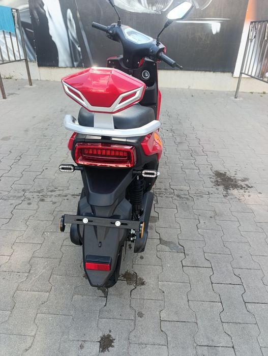 Електроскутер YADEA Т9 ядеа