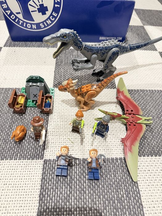Lego  Jerassic World e outros