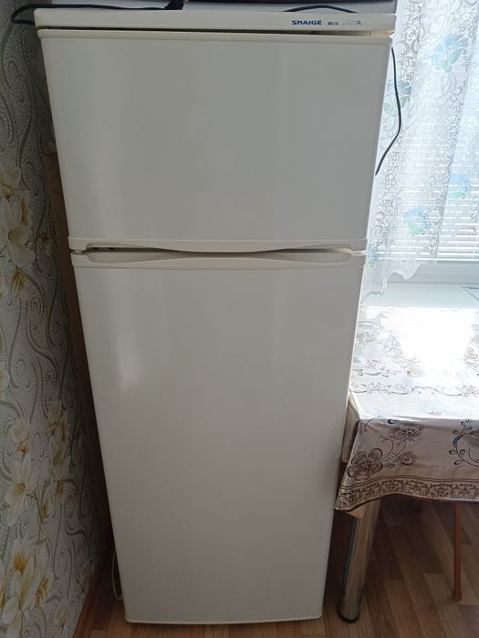 Продам холодильник SNAIGE