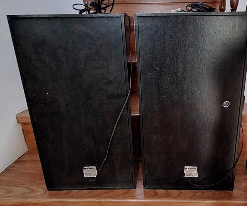 Colunas áudio Sanyo