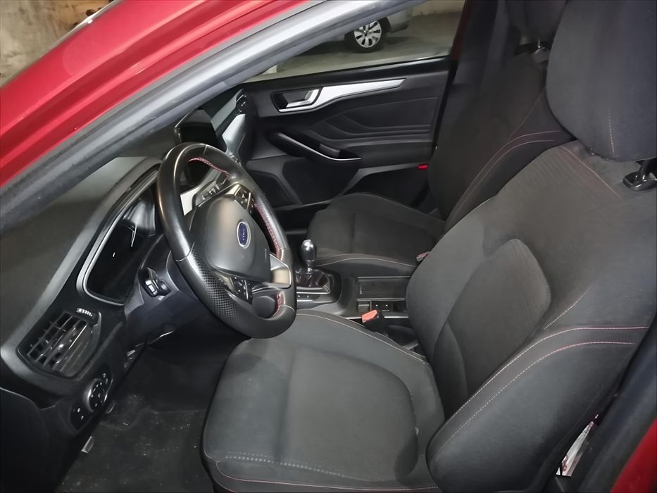 Ford Focus MHEV ST-line