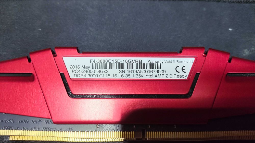 Pamięć RAM DDR4-3000 4x8GB (32GB) G.Skill RipjawsV