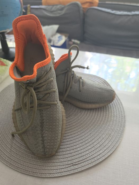 Yeezy Boost 350 V2 "Desert Sage". 38 р