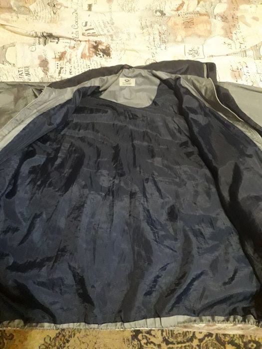 Продам куртка дождевик размер 52-54.