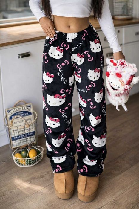 Штани hello kitty плюшеві штани штаны хелоу китти брюки пижама плюшева