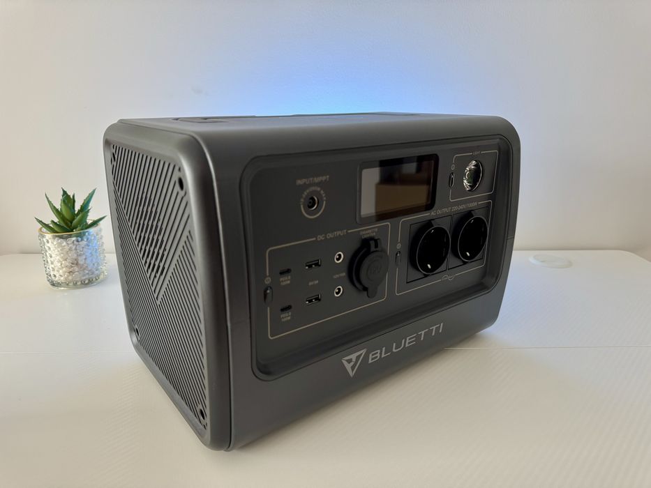 Bluetti EB70 Przenośna stacja zasilania (1000 W, 716 Wh)