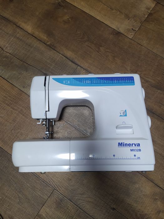 Швейная машина MINERVA M832B