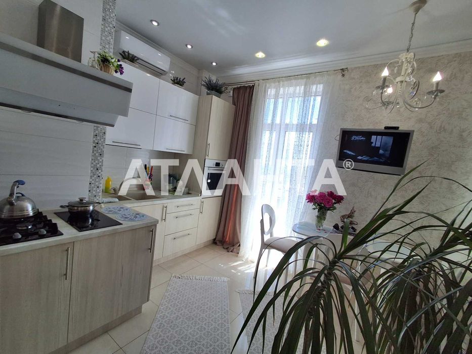 1 ком. кв. с евроремонтом с видом на море в ЖК Черноморская Ривьера