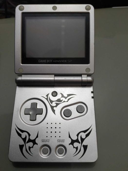 Game Boy Advance SP edição Tribal