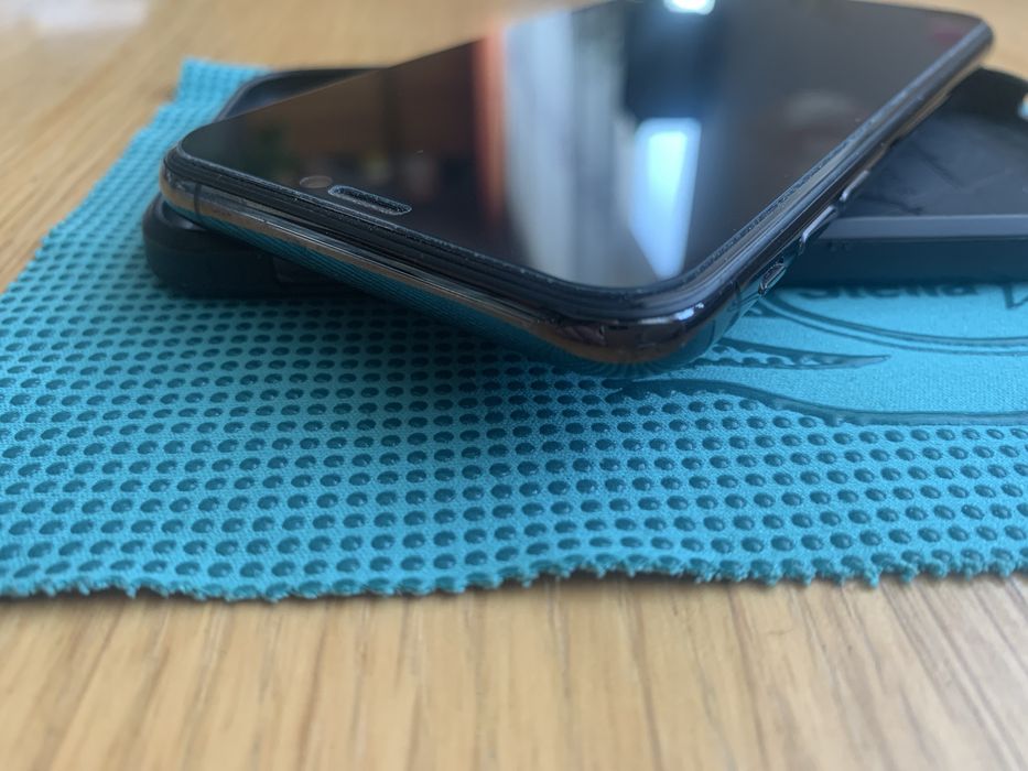 iPhone XS 256GB/100%