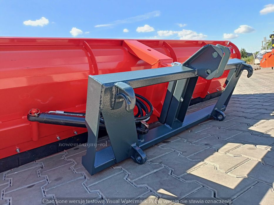 Pług śnieżny Pługi do śniegu spych Tur EURO/ Tuz / widlak /do Traktora