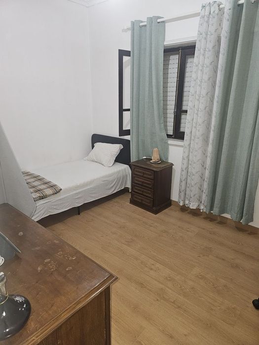 Alugo quarto barato 370 euros