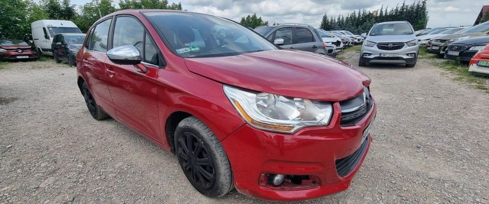 Citroën C4 2014r, 1.6HDI. Uszkodzony lewy przód. Jeździ.