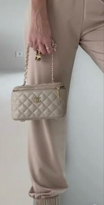 Torebka nude  bezowa kuferek chanel
