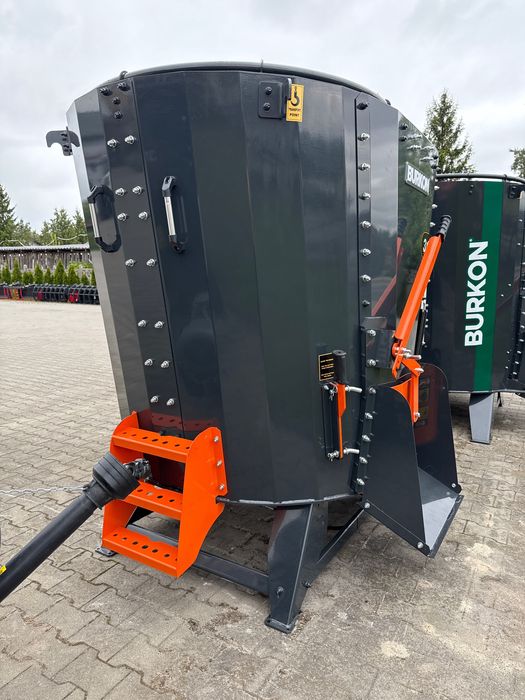Mieszalni paszowy paszowóz stacjonarny Burkon 3 m³ Nowy