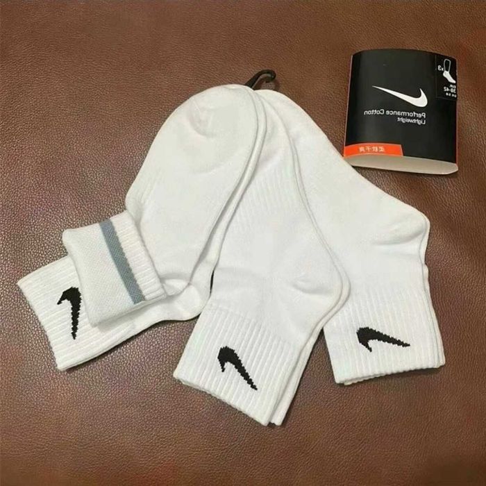 Skarpetki Nike–6 par,unisex,długość do kostki, do noszenia na co dzień
