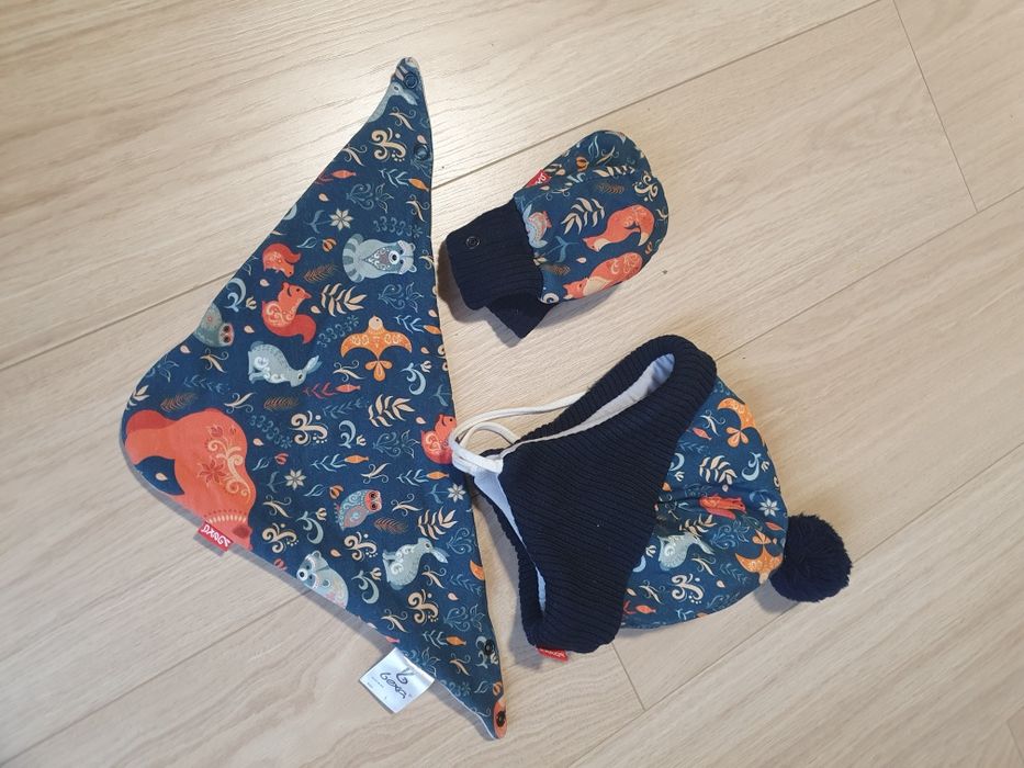 Komplet czapka, szalik, rekawiczki