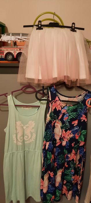 Zestaw 3 Sukienki h&m r. 134-140 + gratis tiulowa spódniczka