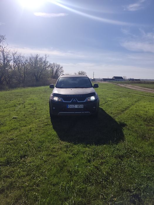 Mitsubishi outlander XL 2.0TDI 4x4