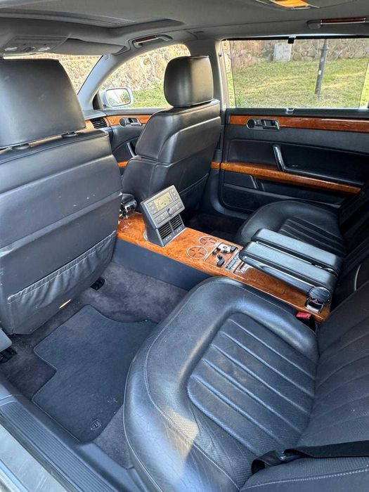 Volkswagen Phaeton LONG 4.2 V8 – 2003 r. – Luksus i Komfort Klasy Premium