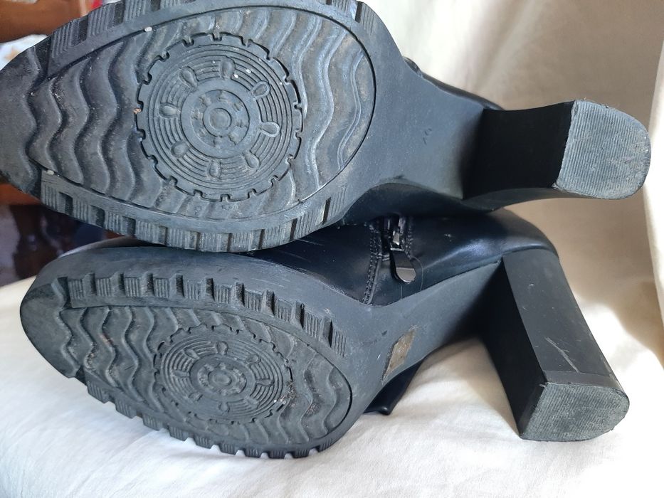 Buty kozaki damskie długie czarne