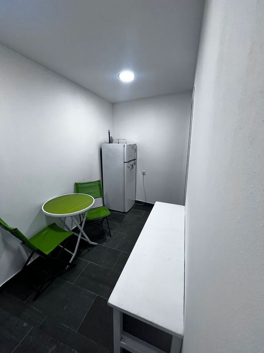 Estudio T0 mobilado e equipado