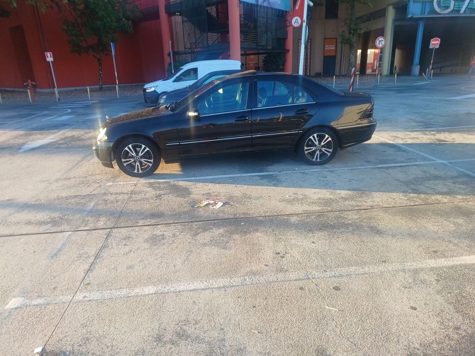 Mercedes BENZ  c 220  de 2003
