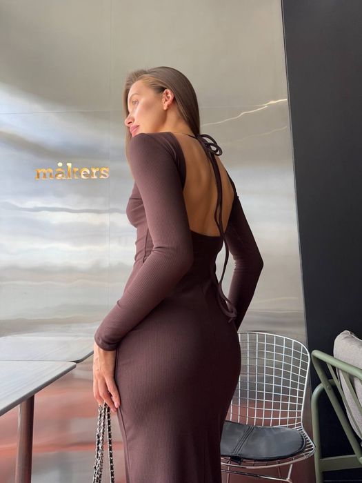 Тепла сукня в рубчик