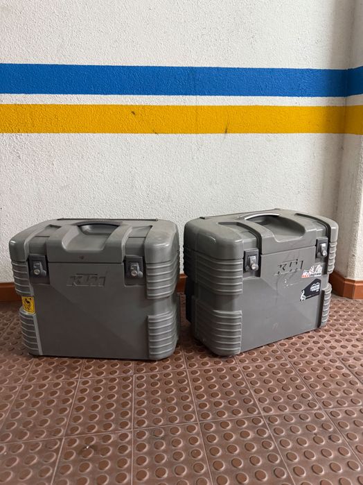 KTM 990 Adventure R com extras