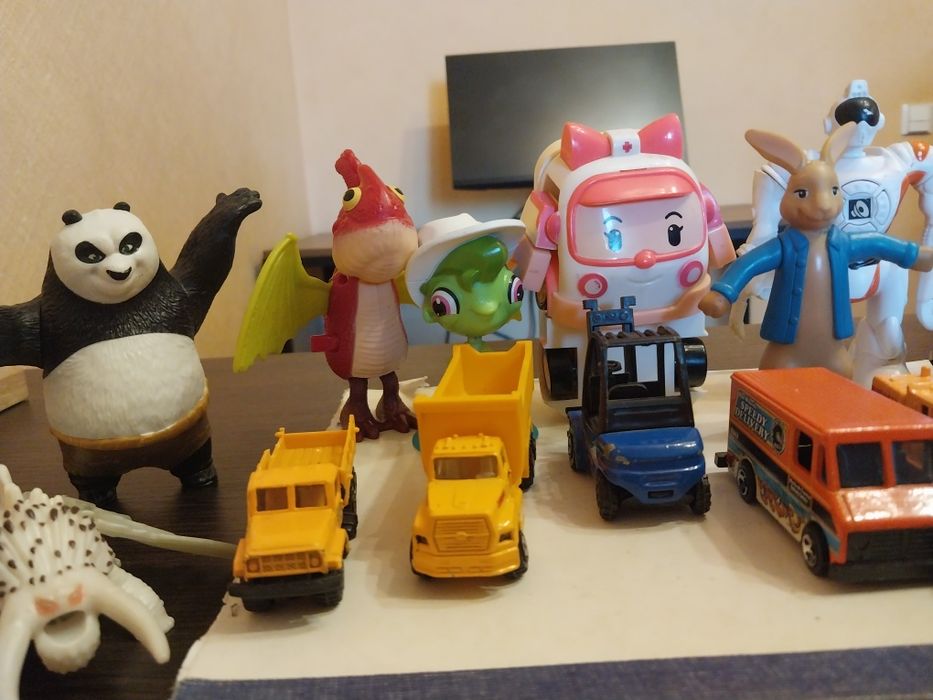 Лот іграшок для хлопчика