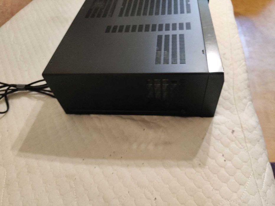 Ресивер Pioneer VSX-D714 в гарному стані