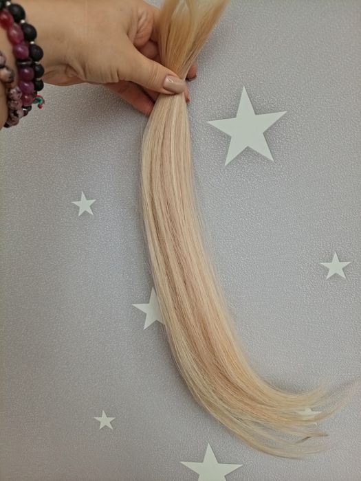 Волосся слов'янське натуральне світле та чорні на тресах