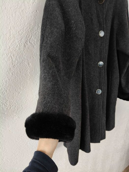 Płaszcz 100% wełniany, z futerkiem, M/L, ALBERT NIPON Studio
