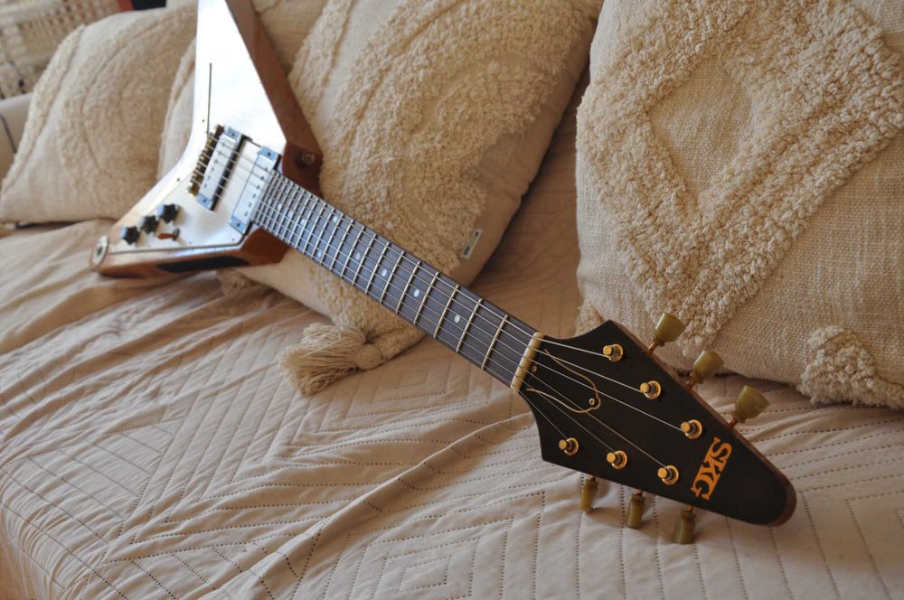SKG Korina 58 Flying V Gibson