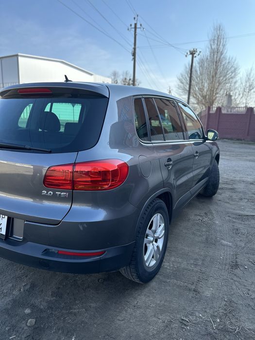 Продаю Volkswagen Tiguan 2012