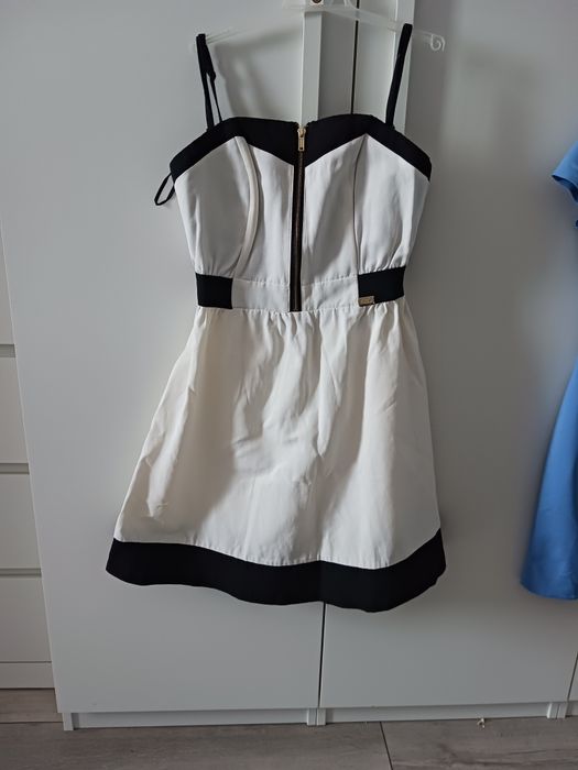 Sprzedam sukienkę roz S