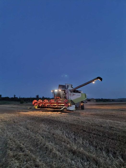 Комбайн Claas Lexion 580